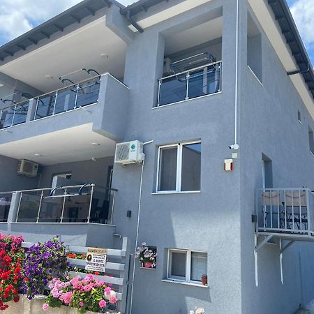 Apartments Miki Полихроно Экстерьер фото