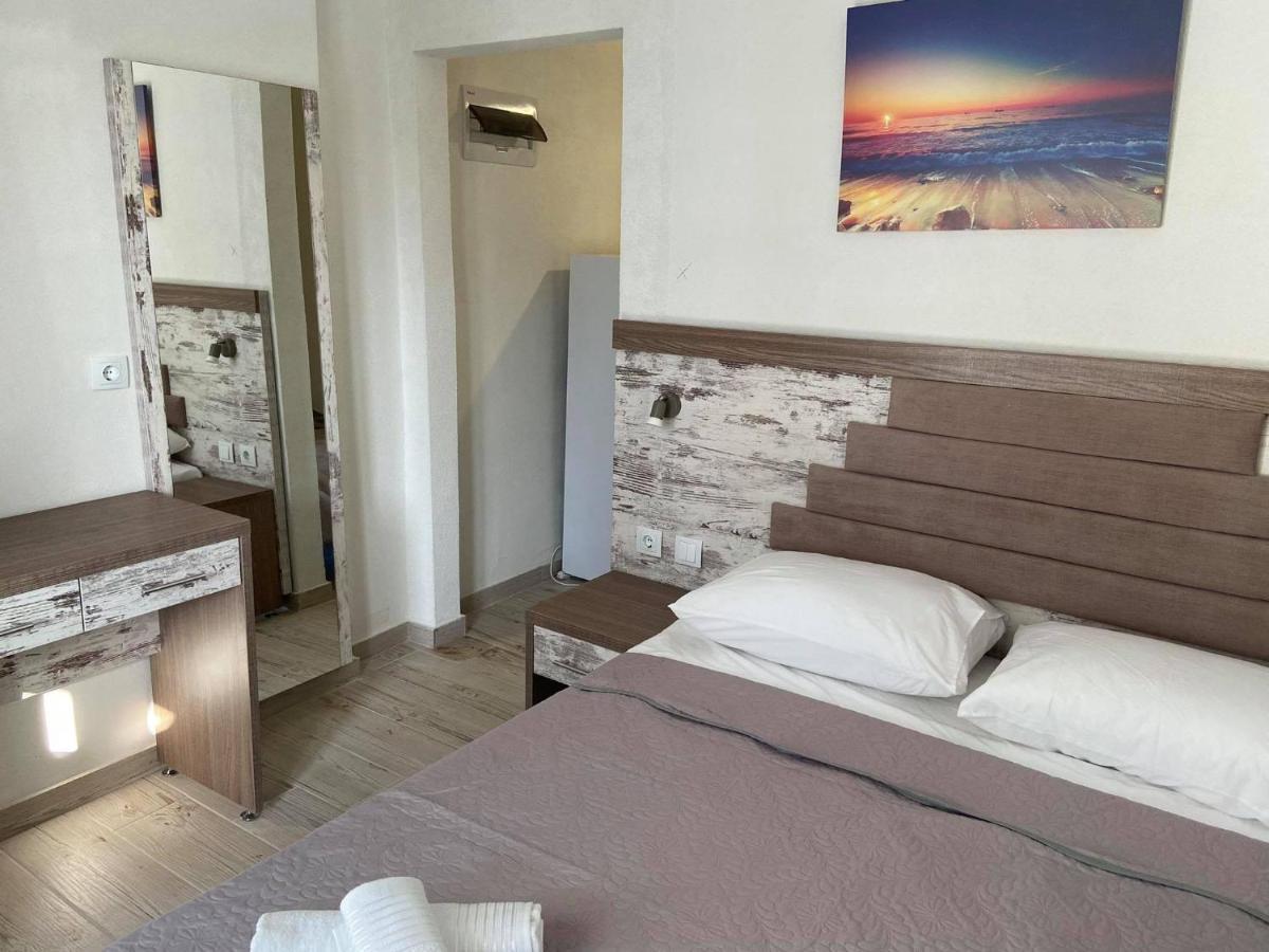 Apartments Miki Полихроно Экстерьер фото