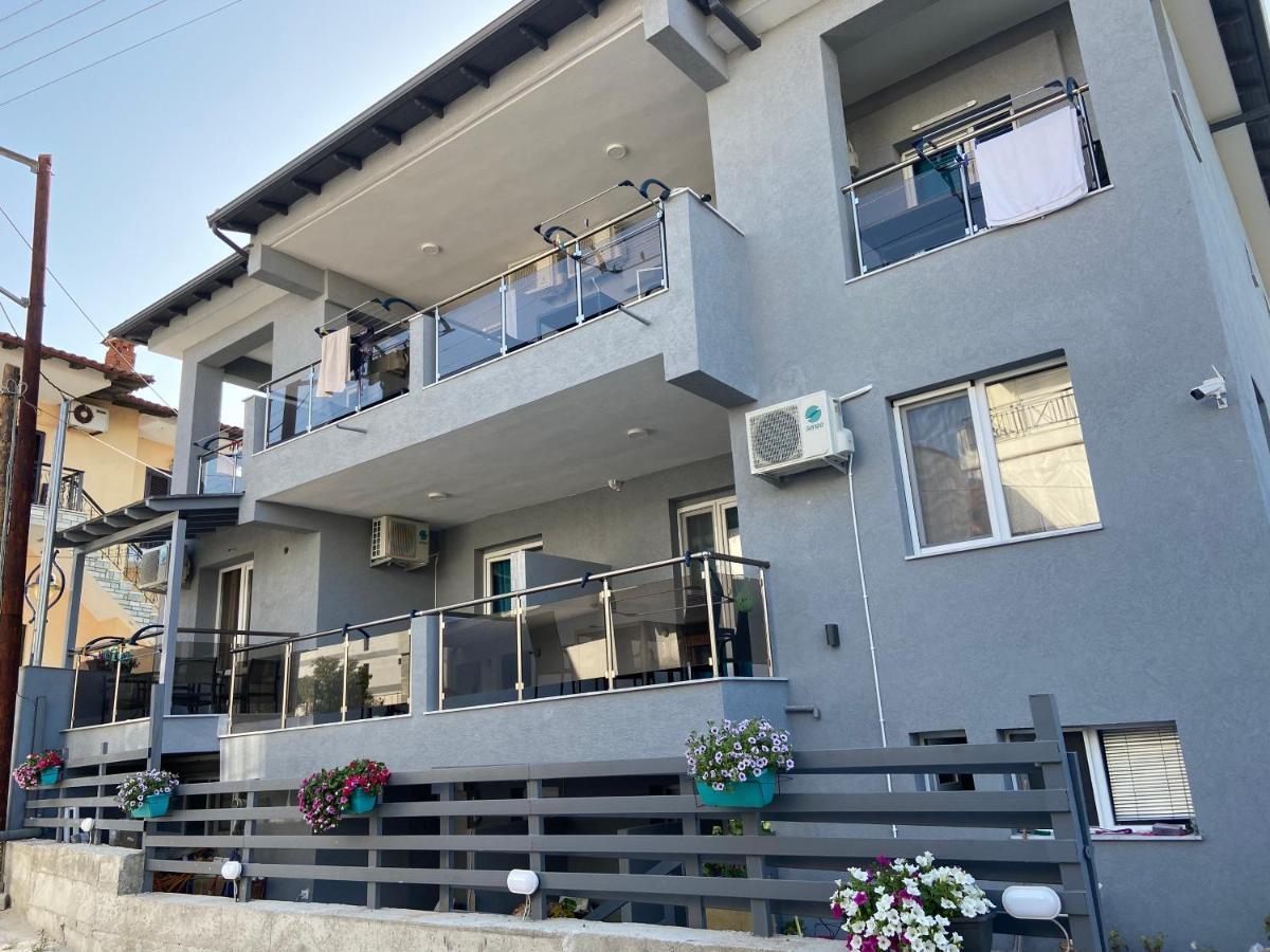 Apartments Miki Полихроно Экстерьер фото