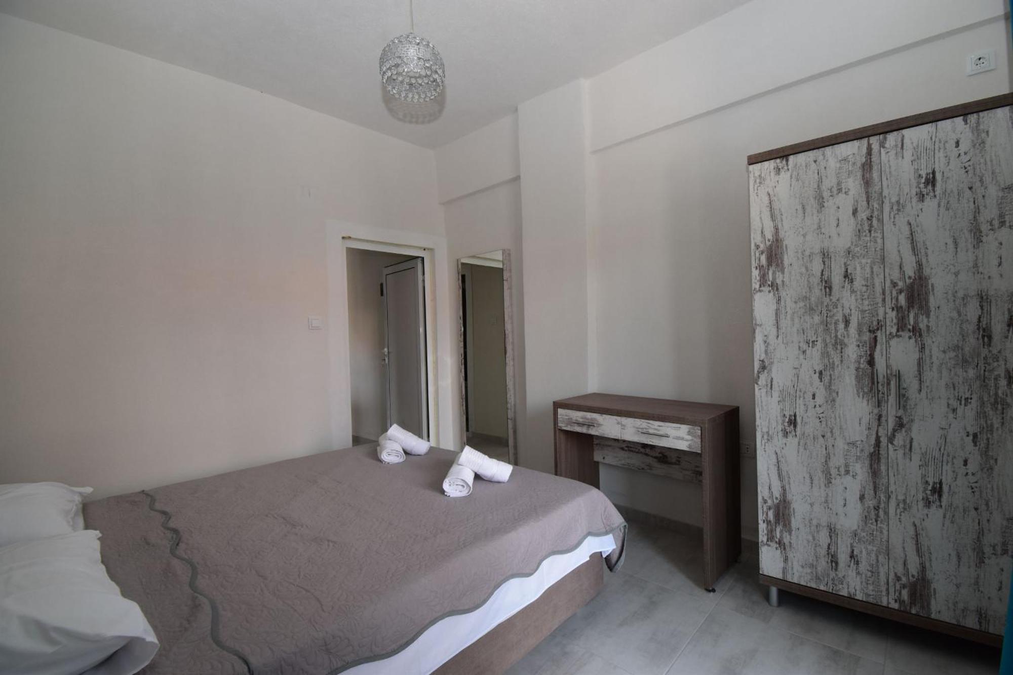 Apartments Miki Полихроно Экстерьер фото