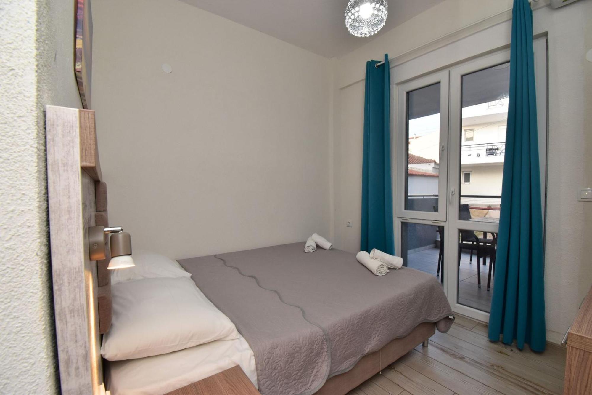 Apartments Miki Полихроно Экстерьер фото